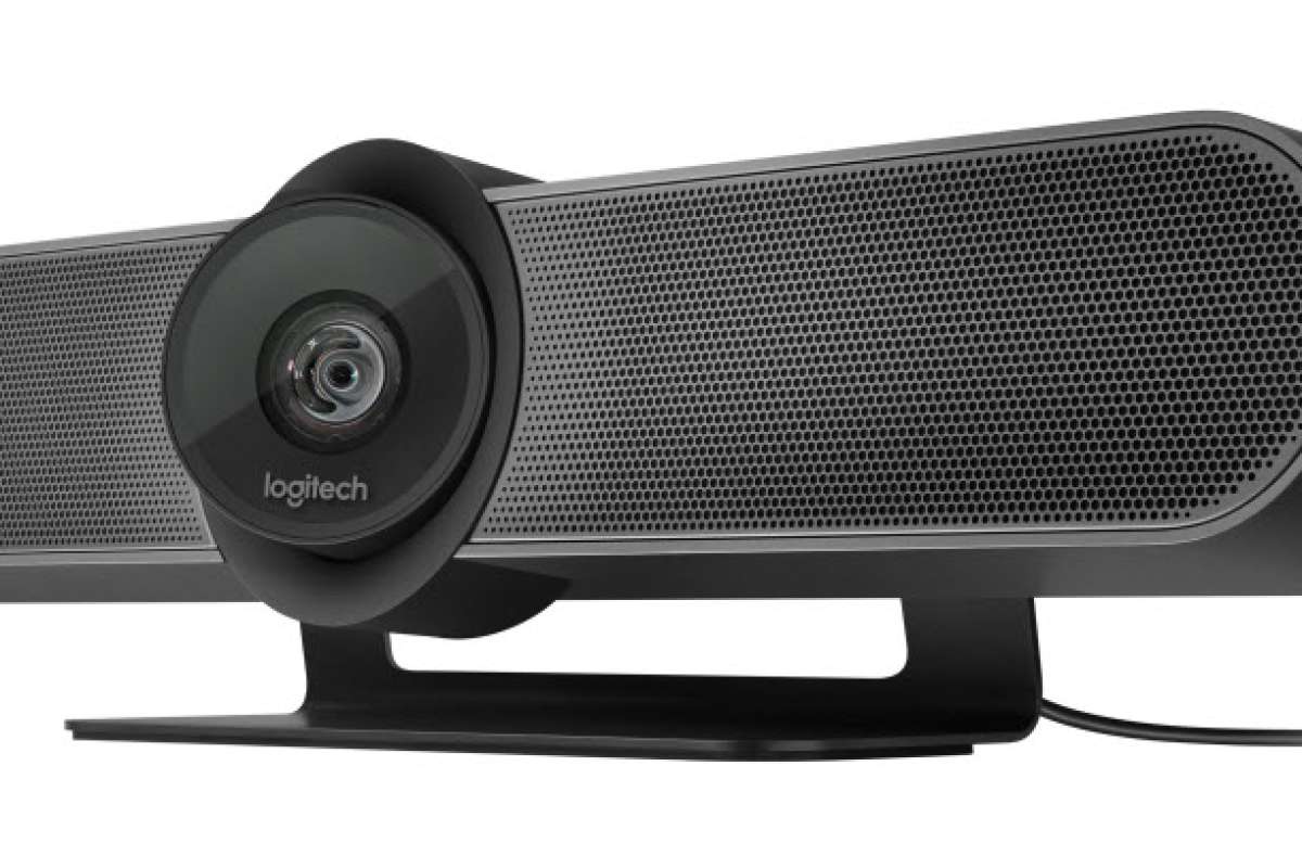 Logitech объявляет акцию на конференц-камеру MeetUp