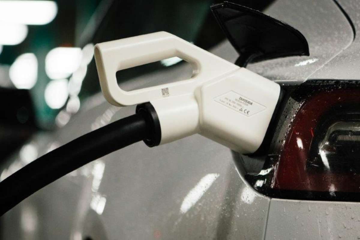 PUNKT E консолидирует рынок, приобретая операторский бизнес Sitronics Electro