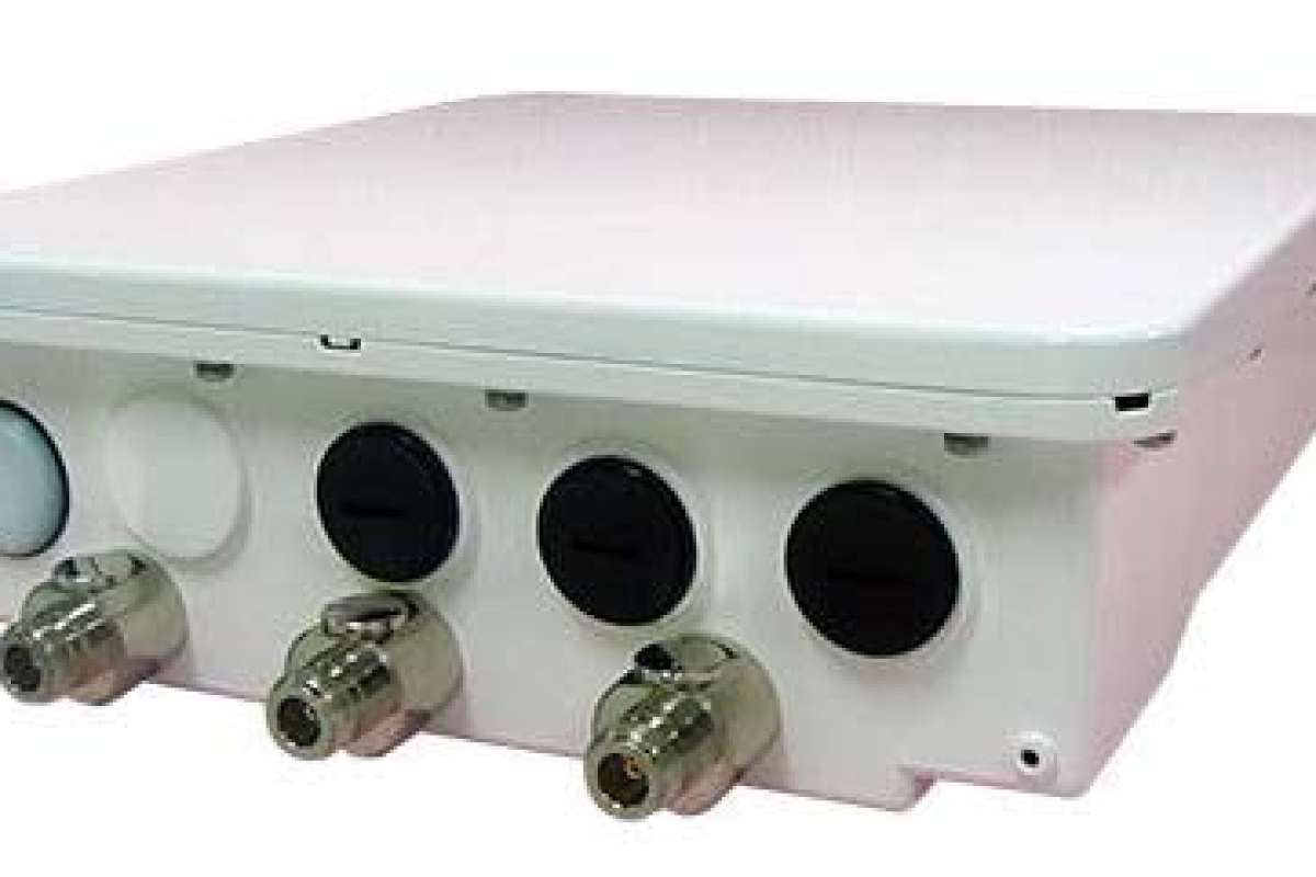 Радиомост Proxim Tsunami QB-8100 от компании Winncom Technologies позволяет организовать беспроводной канал связи со скоростью 200 Мбит/с
