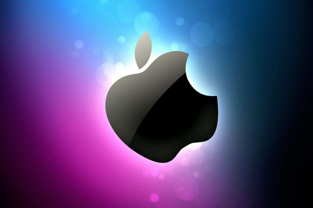 iPhone 18 Pro Max или iPhone Duo: покупать флагман сейчас или ждать складной iPhone
