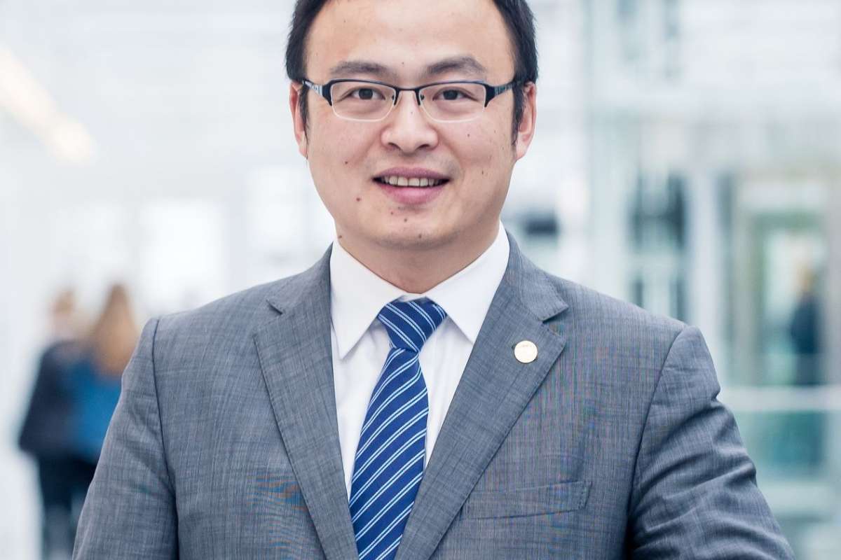 Huawei: Сяо Хайцзюнь (Xiao Haijun)