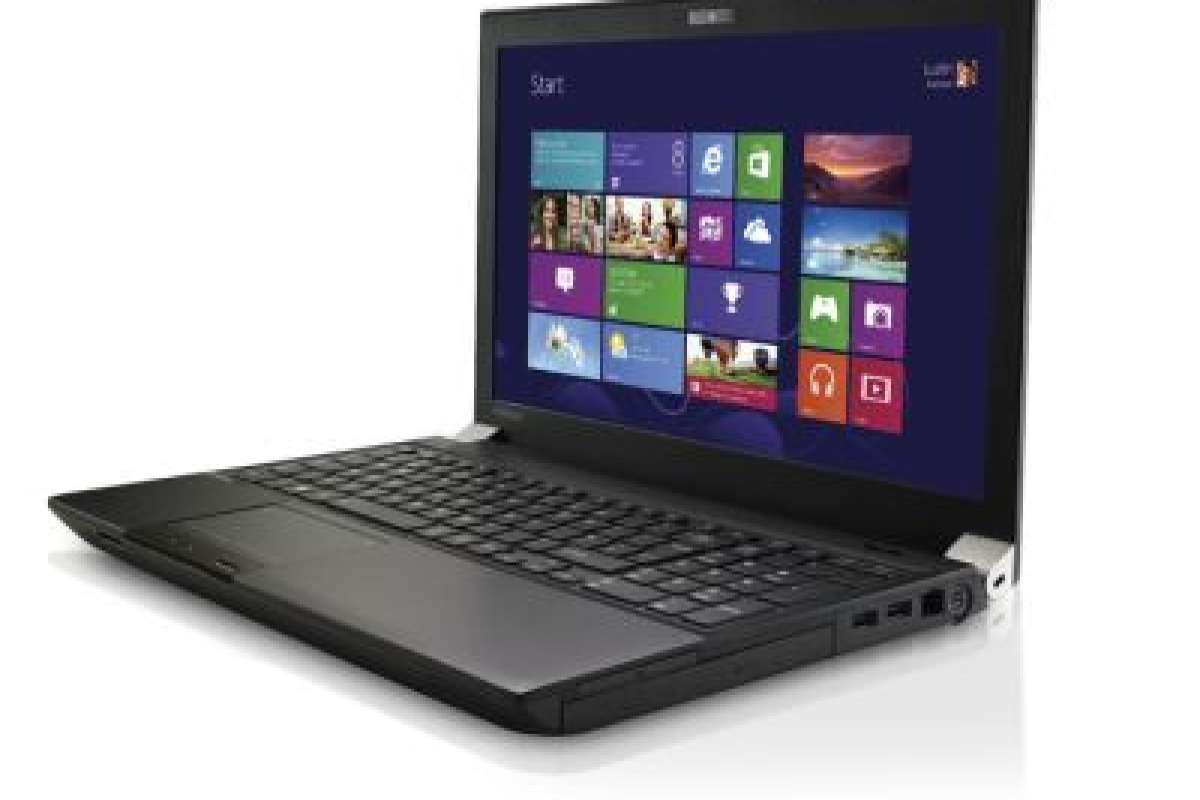 TOSHIBA представляет TECRA W50-A - одну из самых тонких и легких портативных рабочих станций в мире