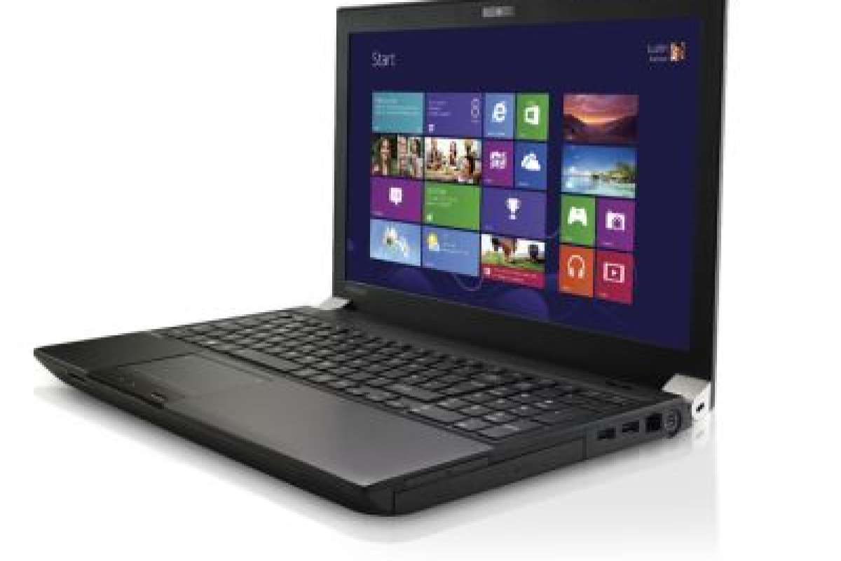 TOSHIBA  TECRA W50-A -           