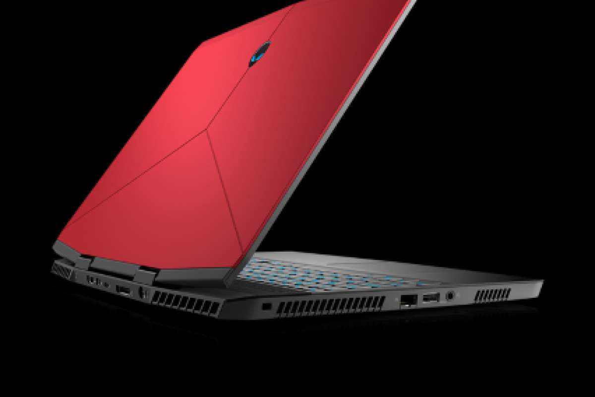 Новый ноутбук Alienware m15