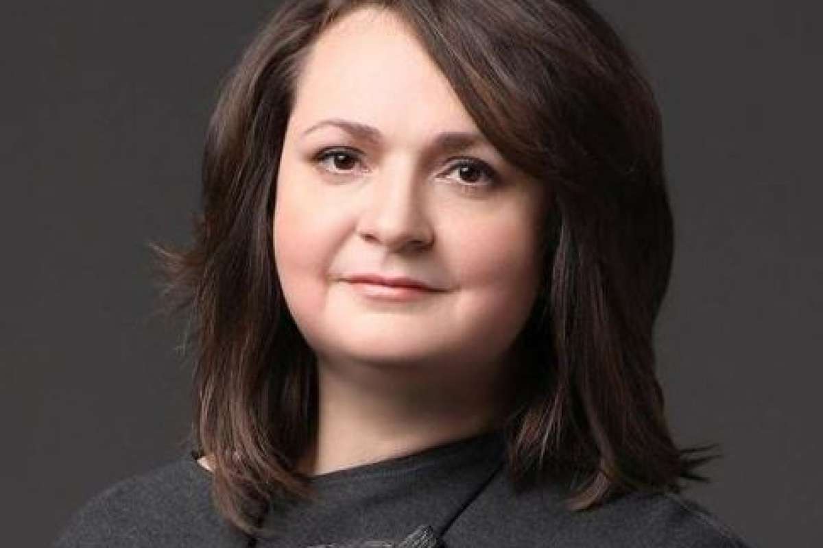 Lenovo: Дина Аккуратнова