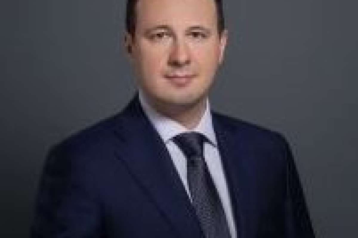 APC by Schneider Electric: Роман Шмаков, Наталия Макарочкина
