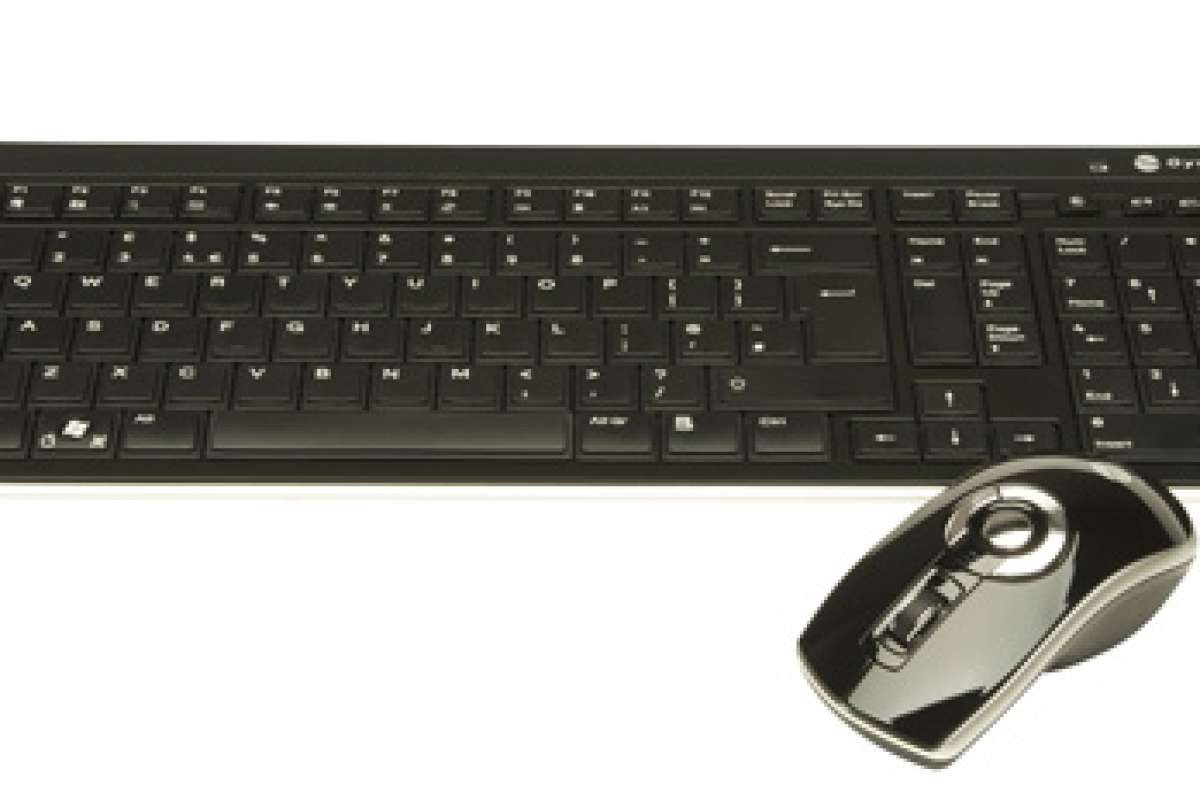 Комплект из оптической мыши Gyration Air Mouse ELITE 2.4ГГц и русифицированной тонкой клавиатуры Gyration88-key,30 м