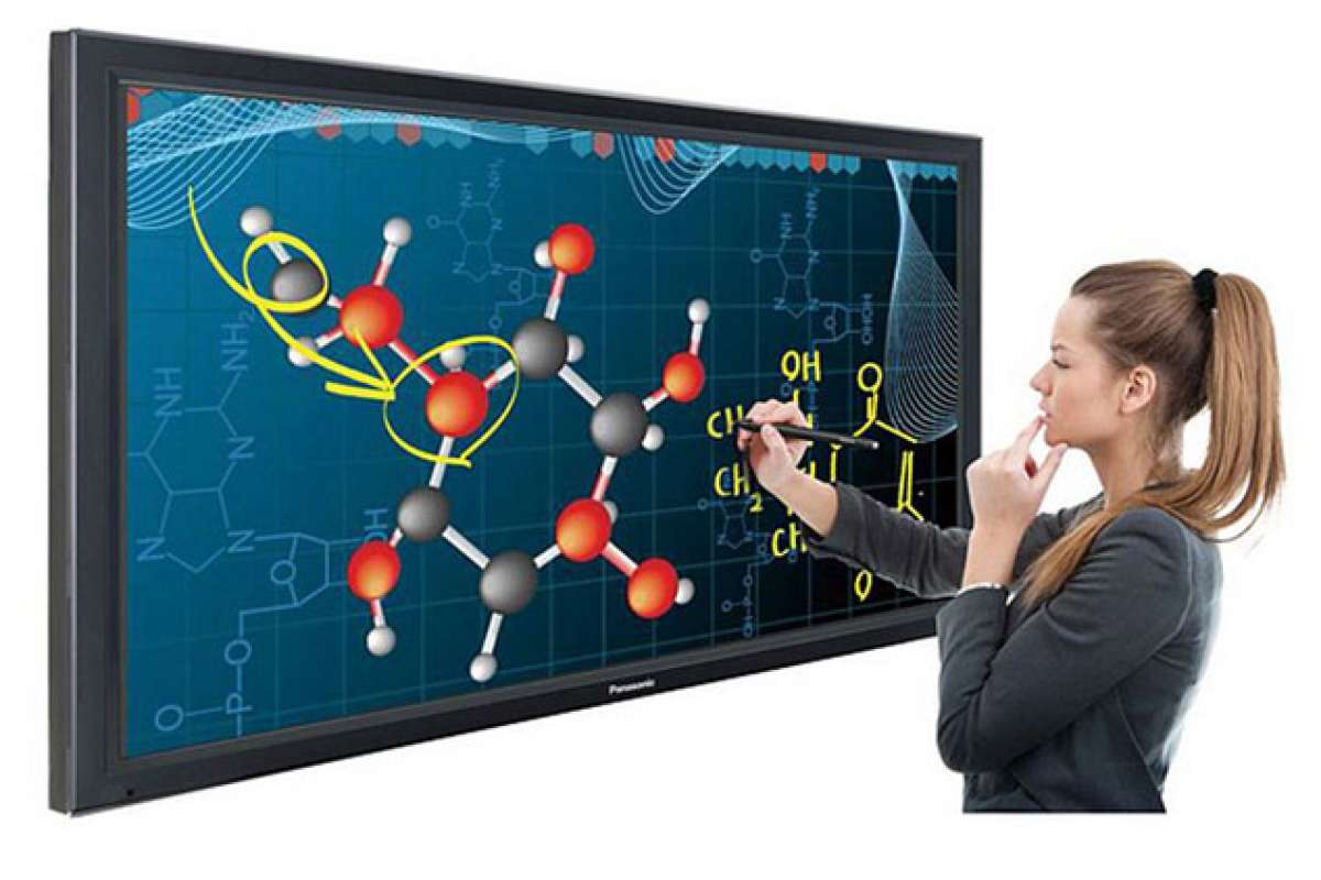 Новая интерактивная плазменная панель Panasonic 65" в "ДЕЛАЙТ 2000"