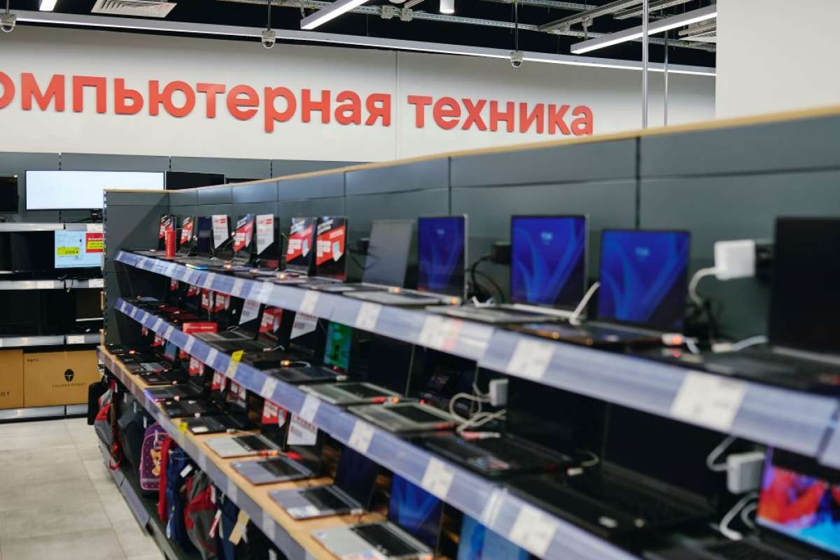 М.Видео-Эльдорадо: средняя цена на ноутбуки в РФ снизилась на 8% в I половине 2025 года