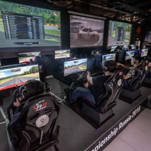 GRAND FINAL чемпионата по виртуальному Porsche eSport Championship Russia прошел на UltraWide мониторах LG 34UC88-B 