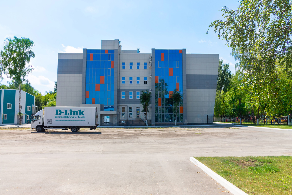 Компания D-Link отмечает 40 лет работы на рынке сетевого оборудования