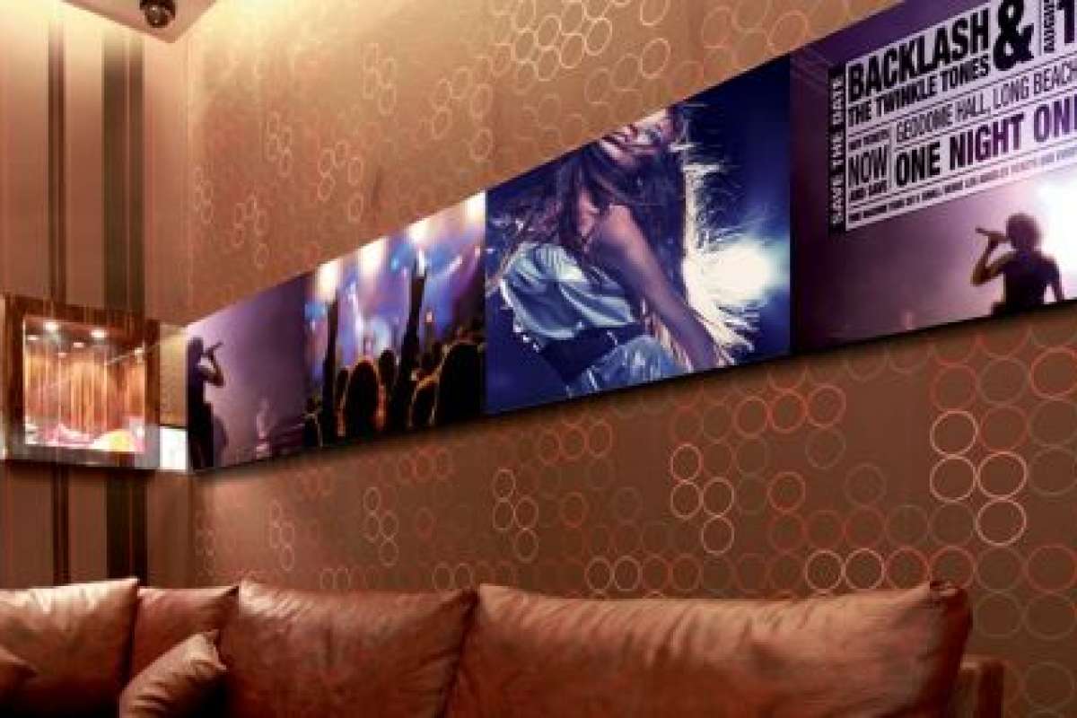В "ДЕЛАЙТ 2000" появились новые дисплеи Samsung для рекламы и digital signage