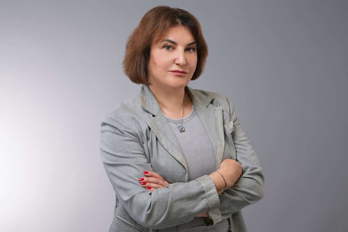 Марвел-Дистрибуция: Лариса Сенина