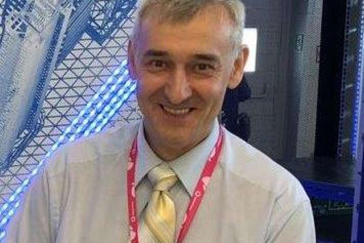Айсо-дистрибьюция: Евгений Трушкин